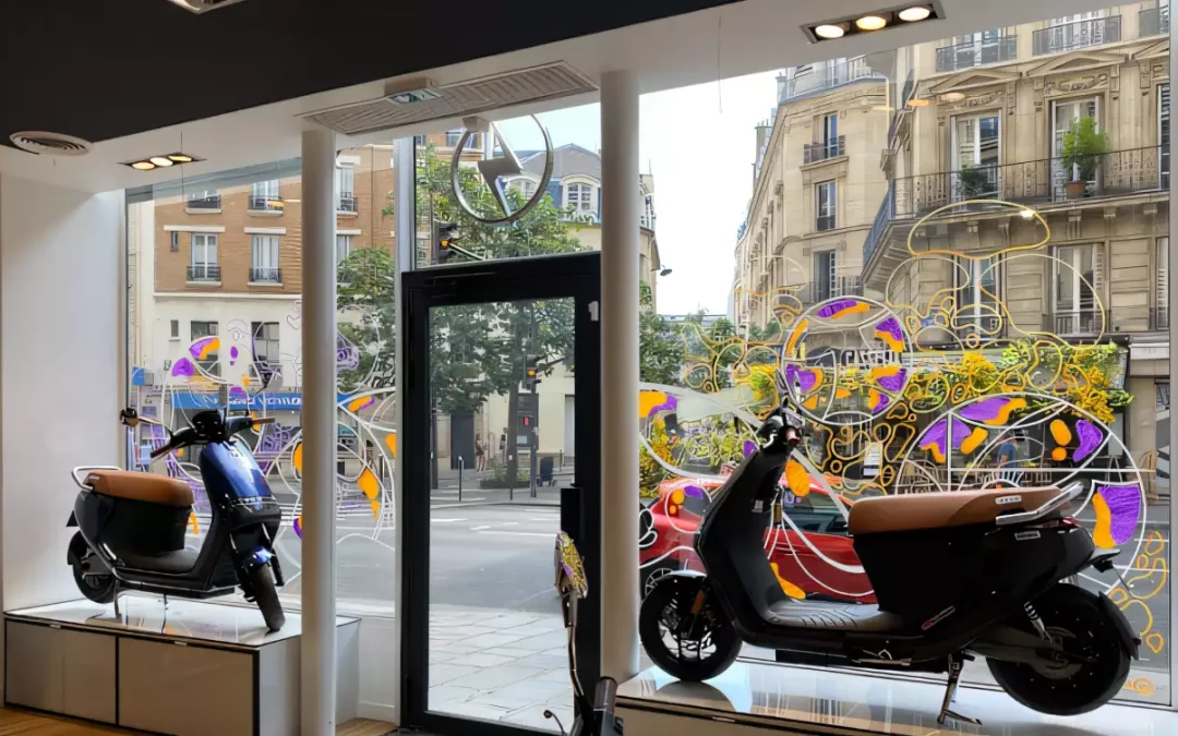 Magasin véhicules électriques Paris - Groupe Maze soutenu par Finaïva pour nouvelle ouverture.